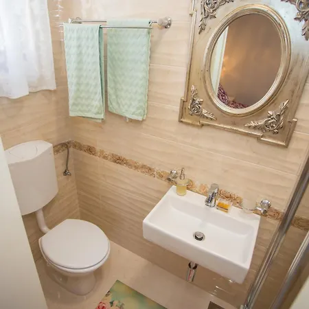 Mihaela By Briskva Vila